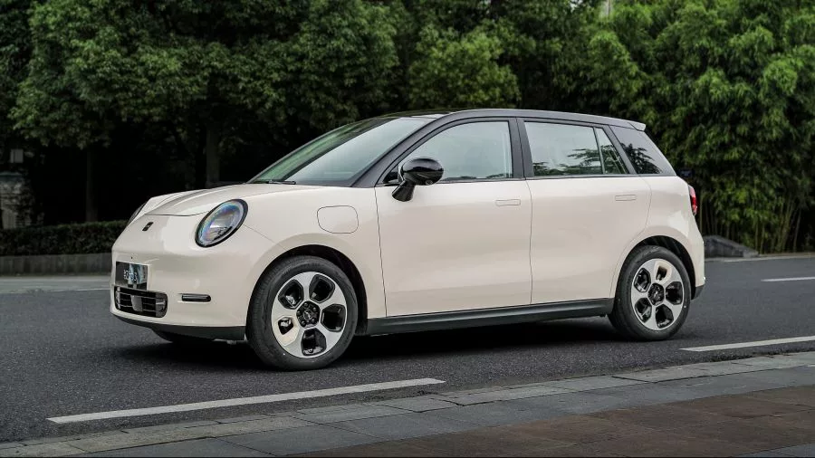 Brasil chega a 1 milhão de carros eletrificados em 2026