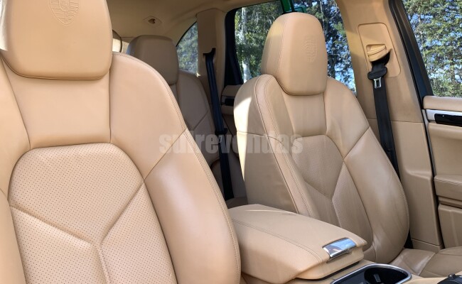 PORSCHE CAYENNE