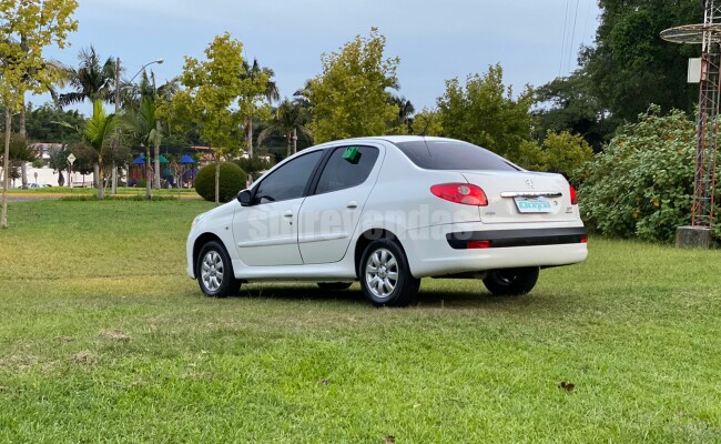 PEUGEOT 207 SEDAN