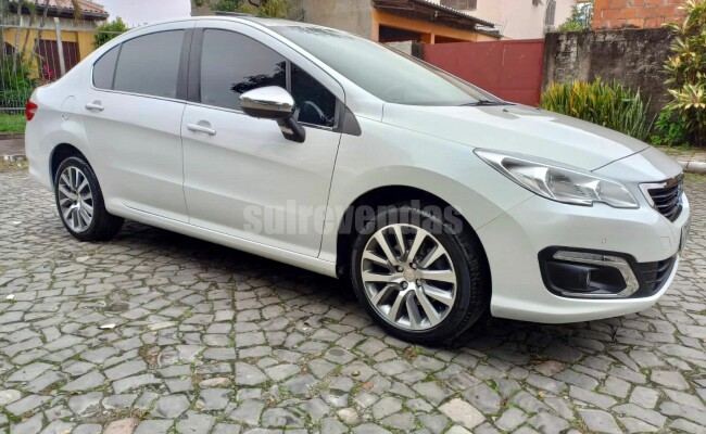 PEUGEOT 408