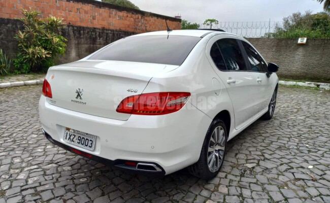 PEUGEOT 408