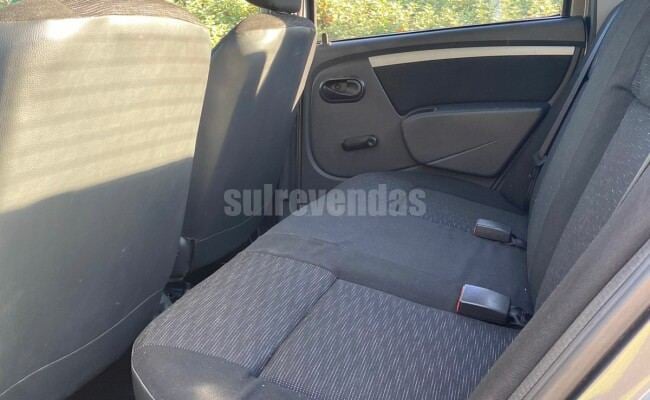 RENAULT LOGAN
