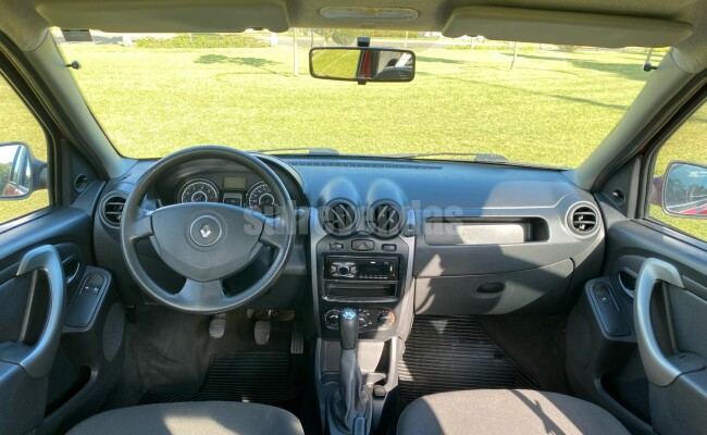 RENAULT LOGAN