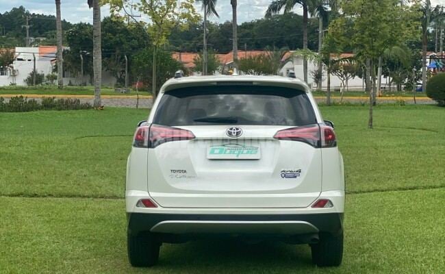 TOYOTA RAV-4
