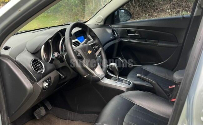 CHEVROLET CRUZE