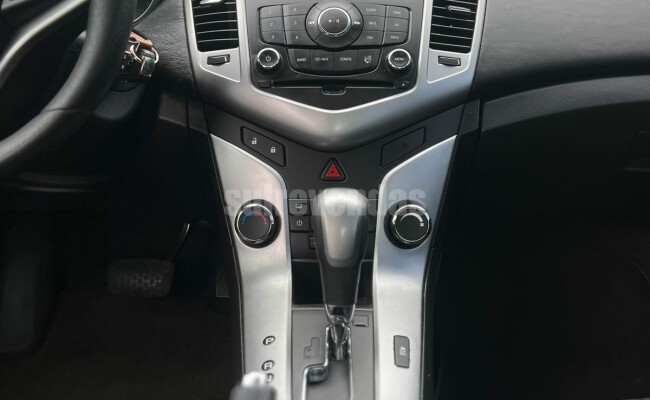 CHEVROLET CRUZE