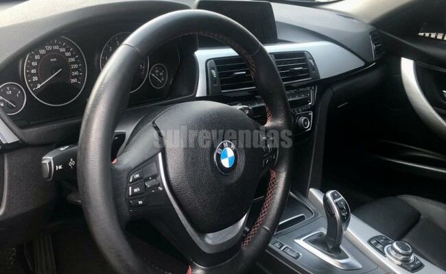BMW 320i