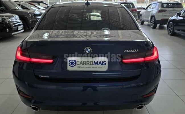 BMW 320I