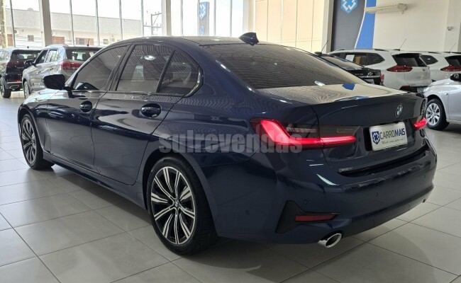 BMW 320I