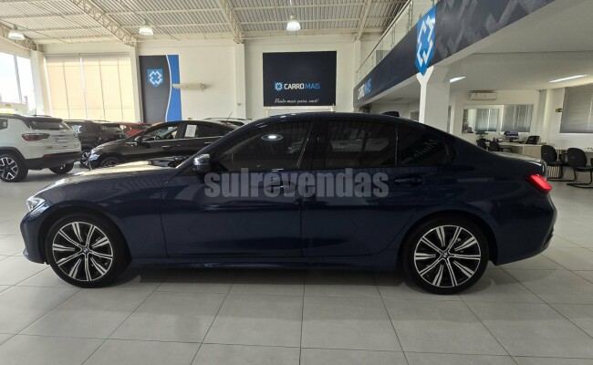 BMW 320I