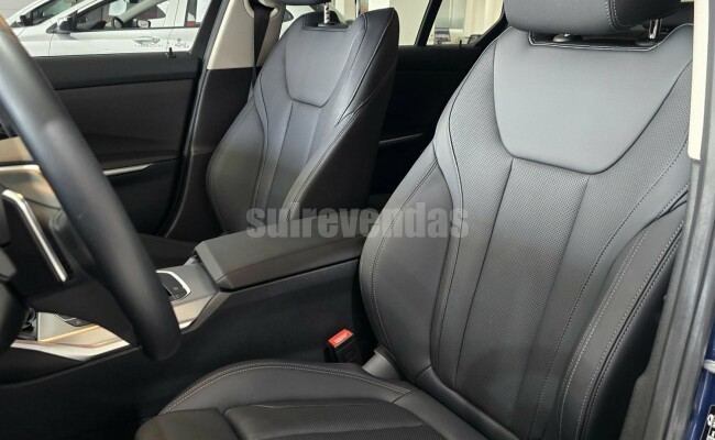 BMW 320I
