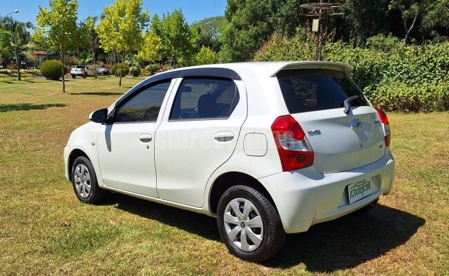 TOYOTA ETIOS