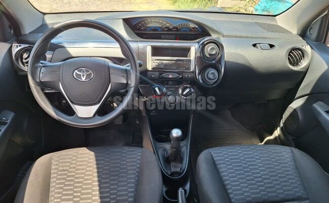 TOYOTA ETIOS