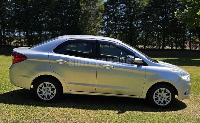 FORD KA SEDAN