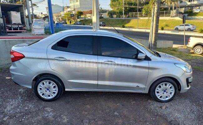 FORD KA SEDAN