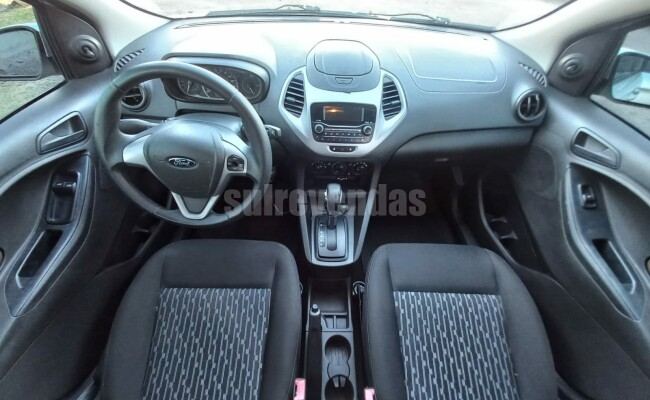 FORD KA SEDAN