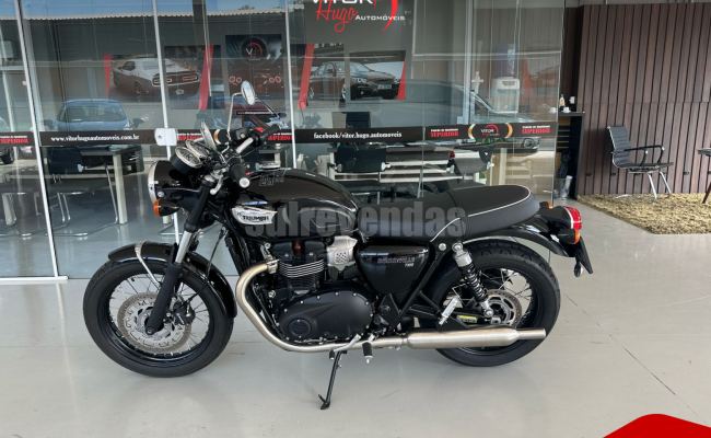 Triumph BONNEVILLE