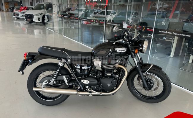Triumph BONNEVILLE