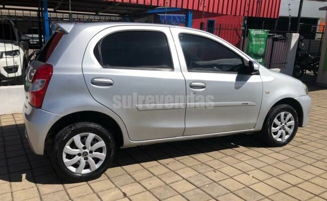 TOYOTA ETIOS