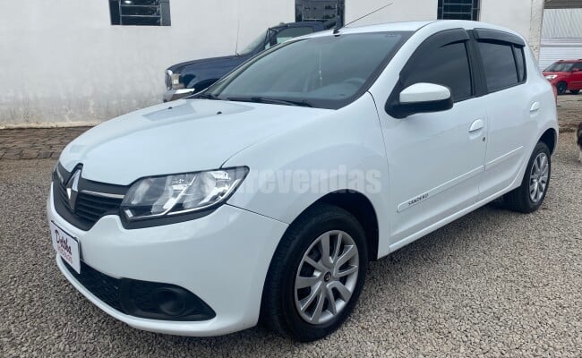 RENAULT SANDERO