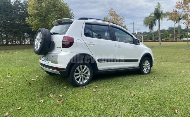 VOLKSWAGEN CROSSFOX