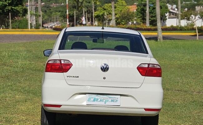 VOLKSWAGEN VOYAGE