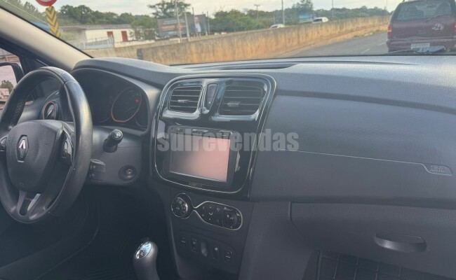RENAULT SANDERO