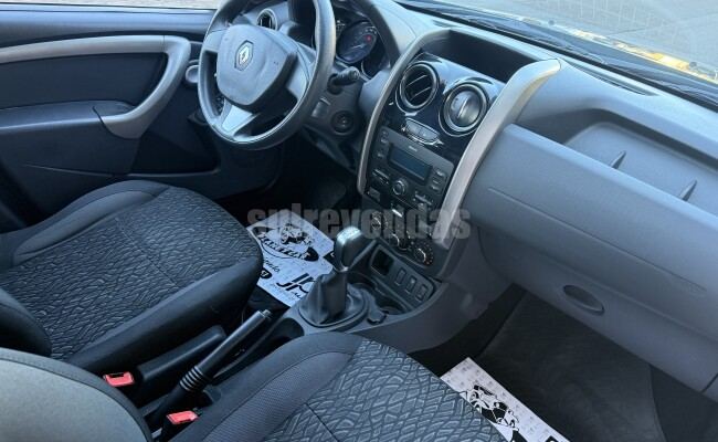 RENAULT DUSTER