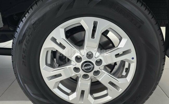 Nissan FRONTIER