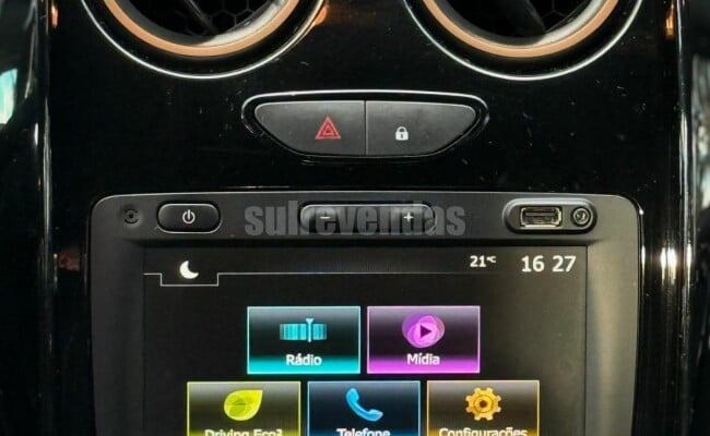 RENAULT DUSTER