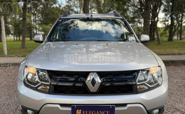 RENAULT DUSTER