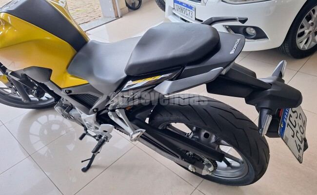 Honda CB 300F Twister Flex