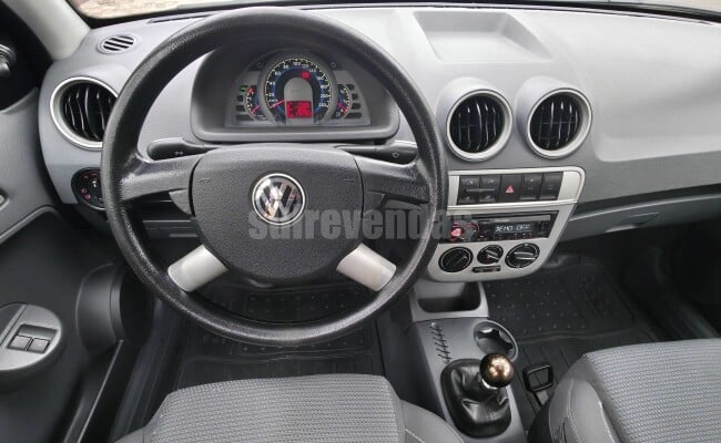 VOLKSWAGEN PARATI