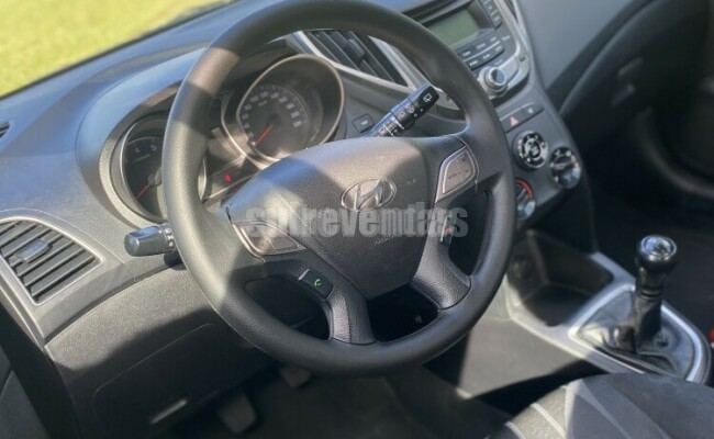 HYUNDAI HB20