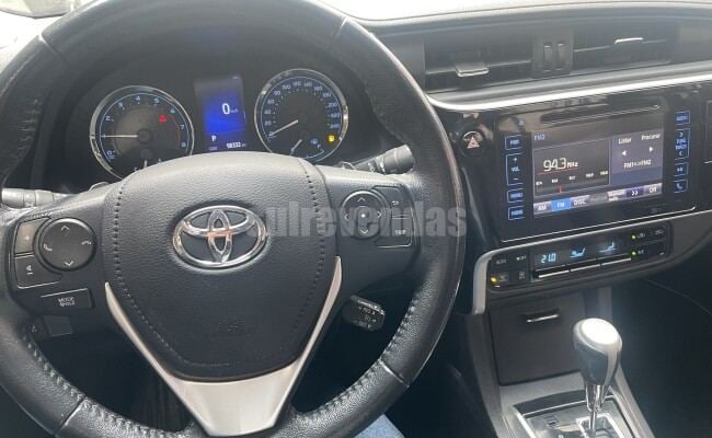 TOYOTA COROLLA