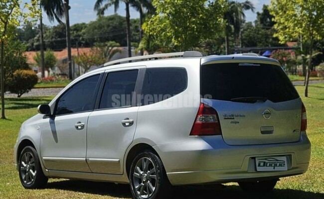 NISSAN GRAND LIVINA