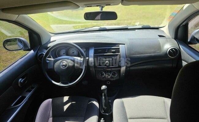 NISSAN GRAND LIVINA