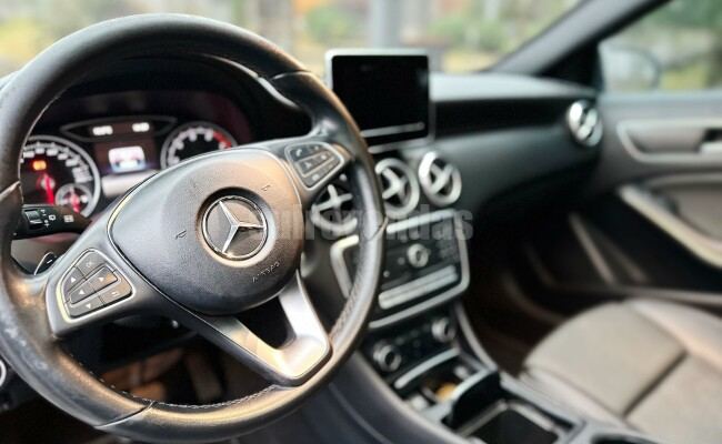 Mercedes-Benz CLASSE A