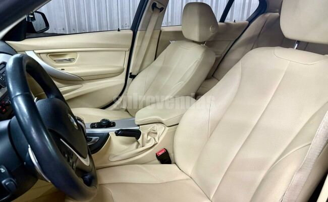 BMW 320i