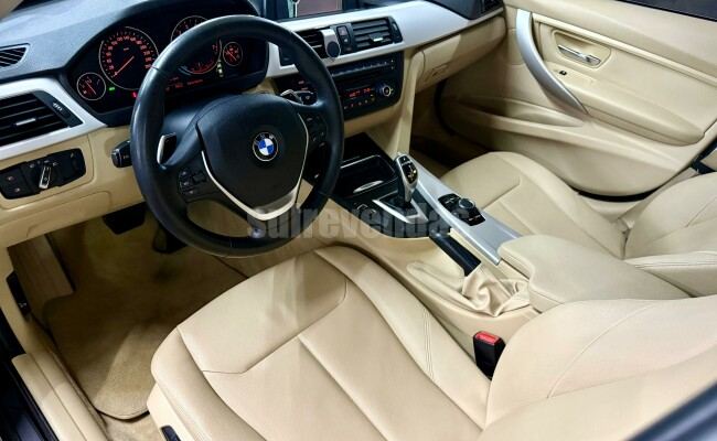 BMW 320i