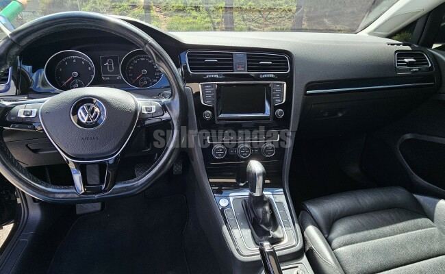 Volkswagen GOLF HIGHLINE AC