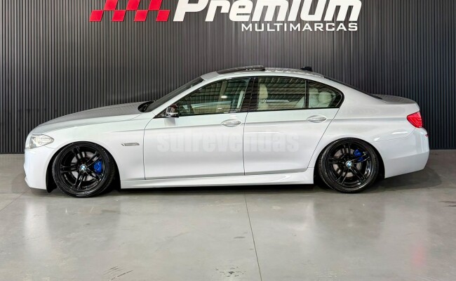 BMW 528i