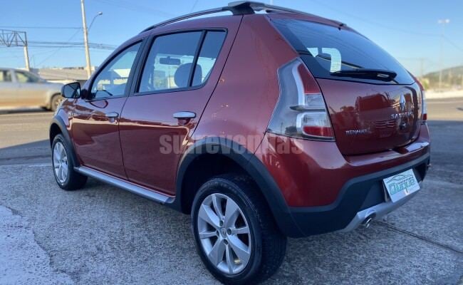 Renault SANDERO
