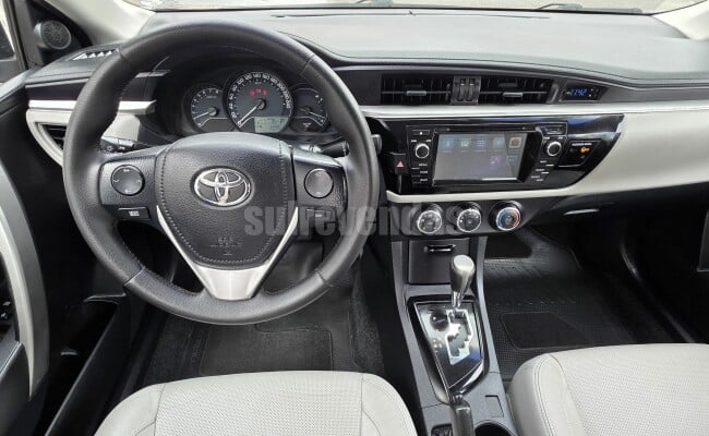 TOYOTA COROLLA