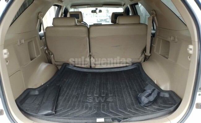 TOYOTA HILUX SW4