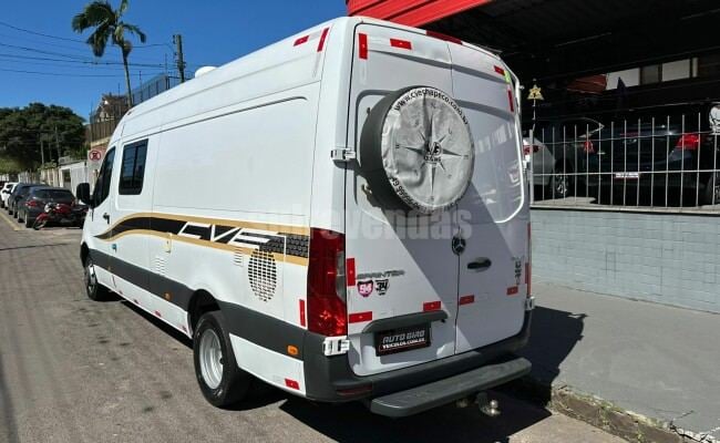 MERCEDES-BENZ SPRINTER 516