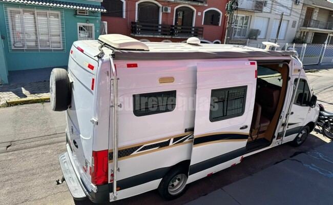 MERCEDES-BENZ SPRINTER 516