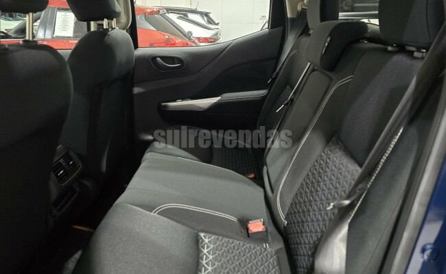 Nissan FRONTIER