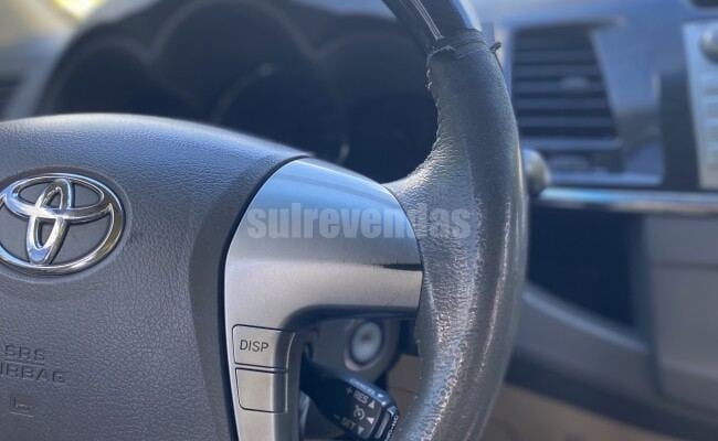 Toyota HILUX SW4