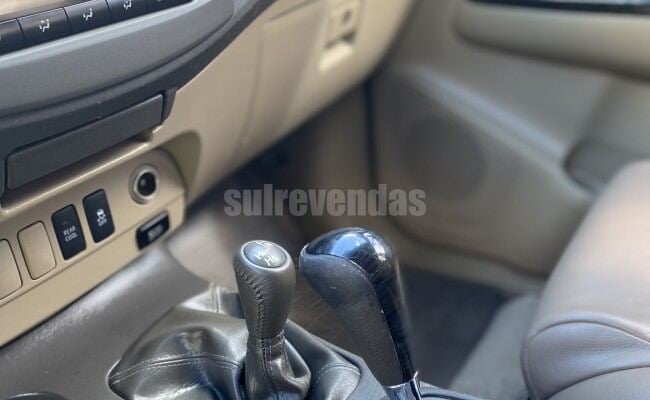 Toyota HILUX SW4